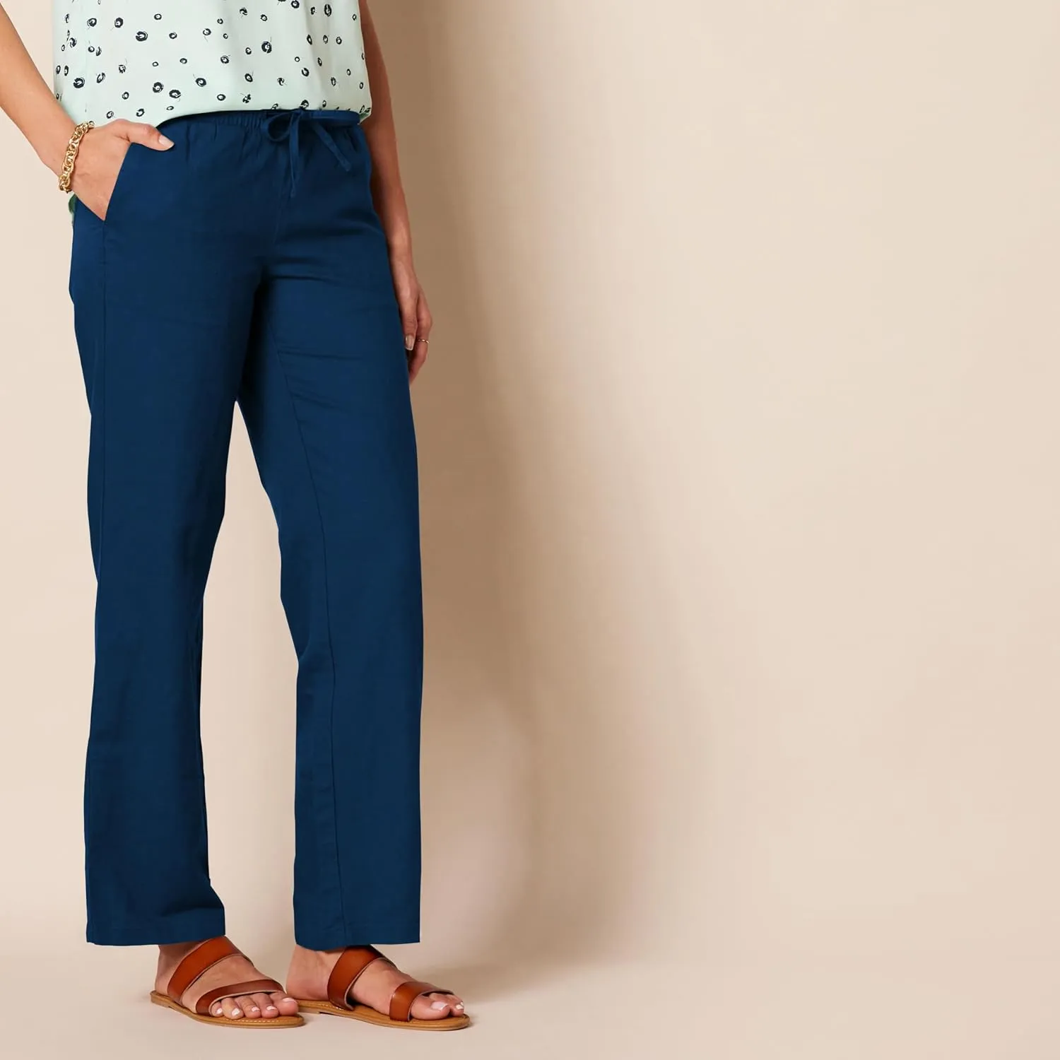 Amazon Essentials Women's Linen Blend Drawstring Relaxed Fit Wide Leg Pant (Available in Plus Size)