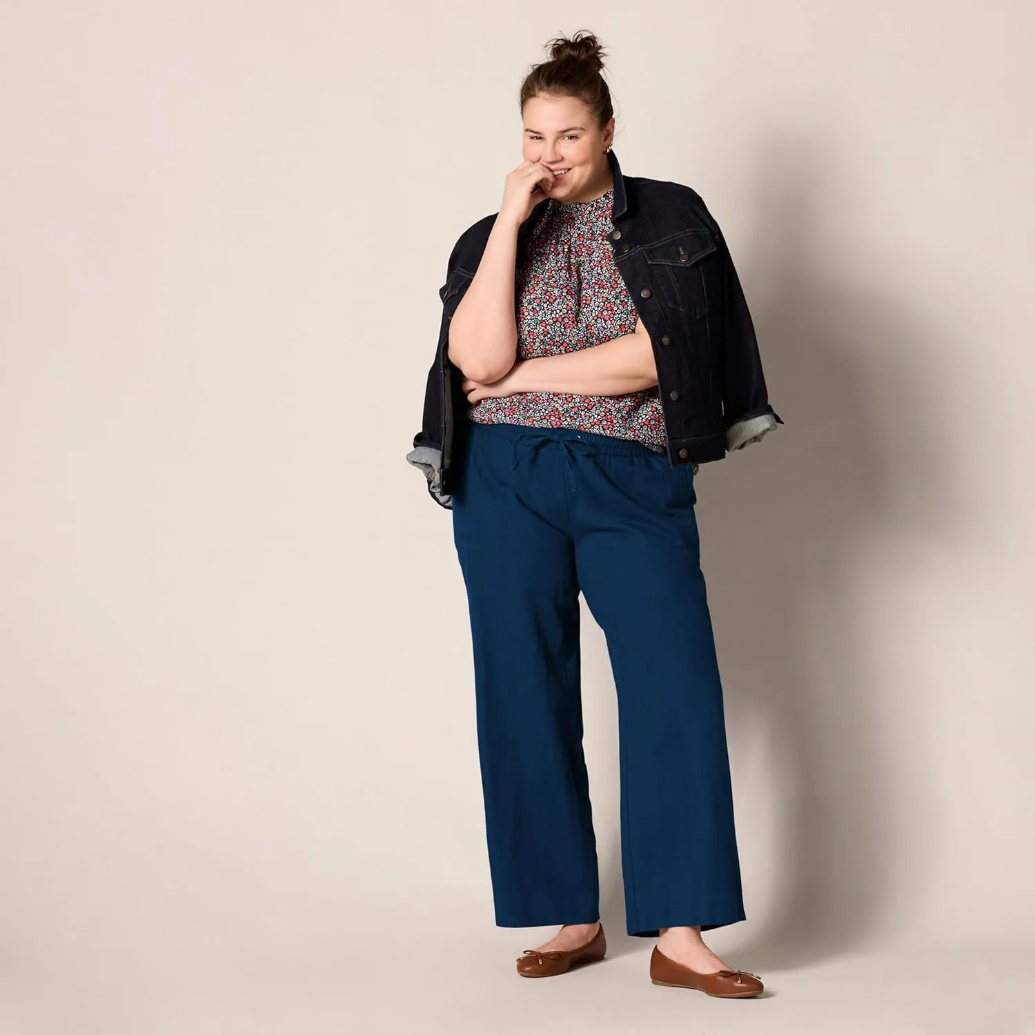 Amazon Essentials Women's Linen Blend Drawstring Relaxed Fit Wide Leg Pant (Available in Plus Size)