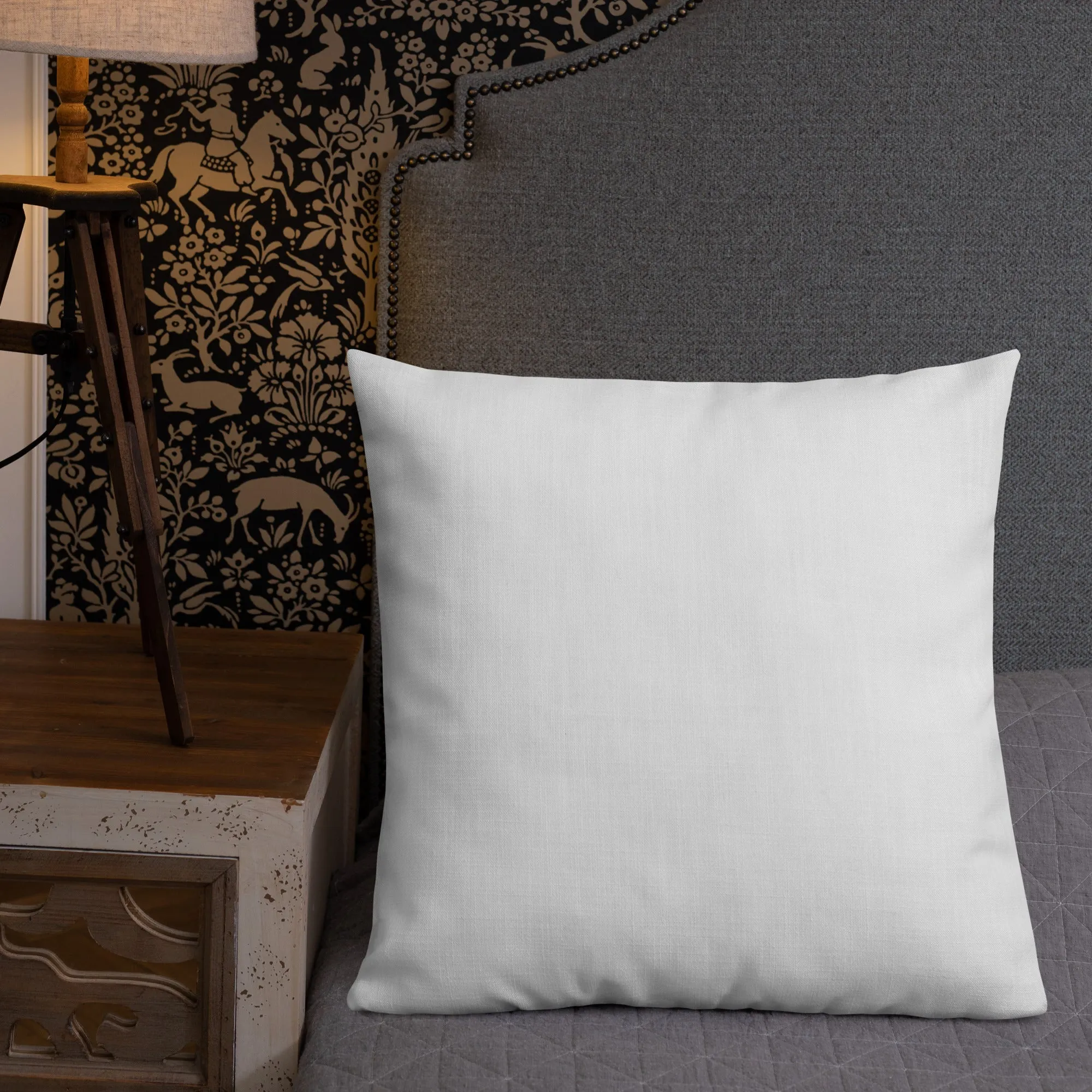 Baroque Pattern Pillow Gift – Classic Charm for Her Space