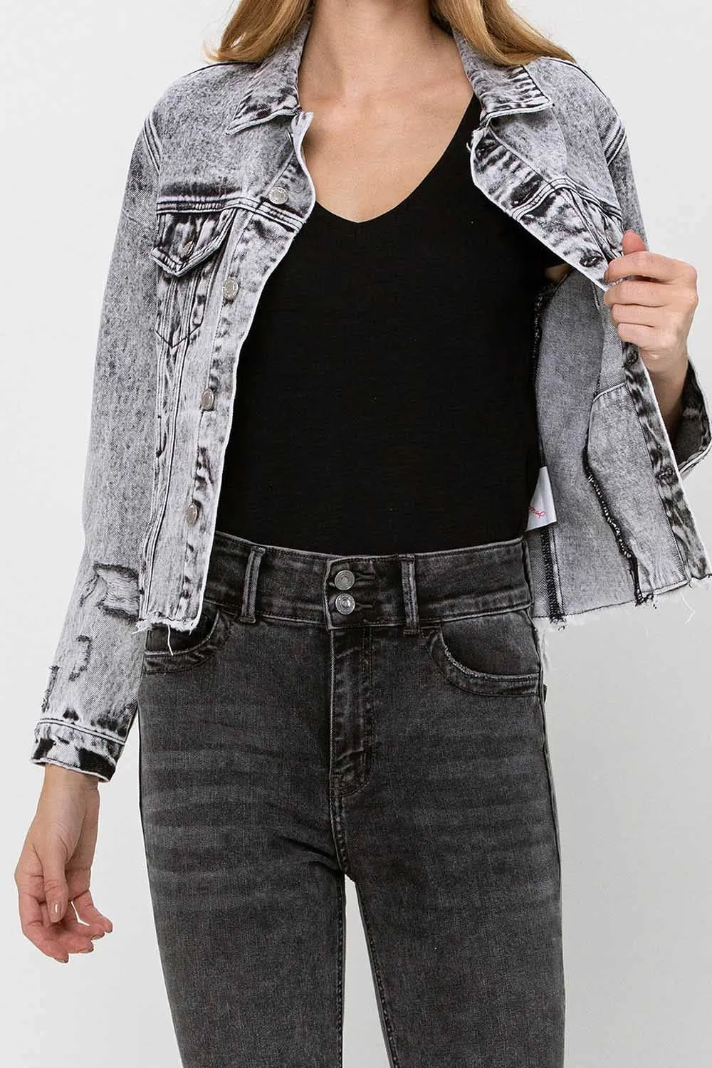 DISTRESSED CROP DENIM JACKET