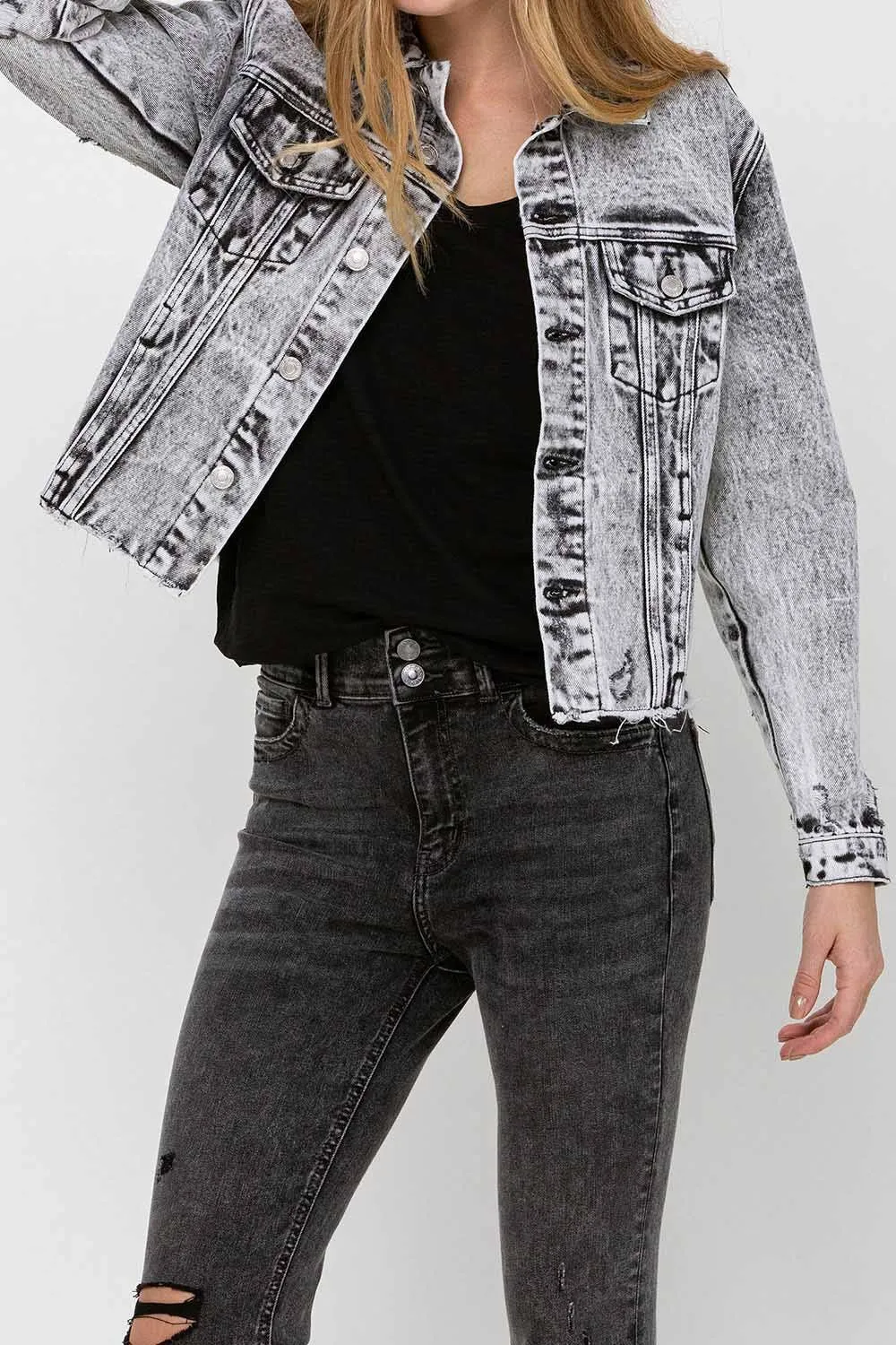 DISTRESSED CROP DENIM JACKET