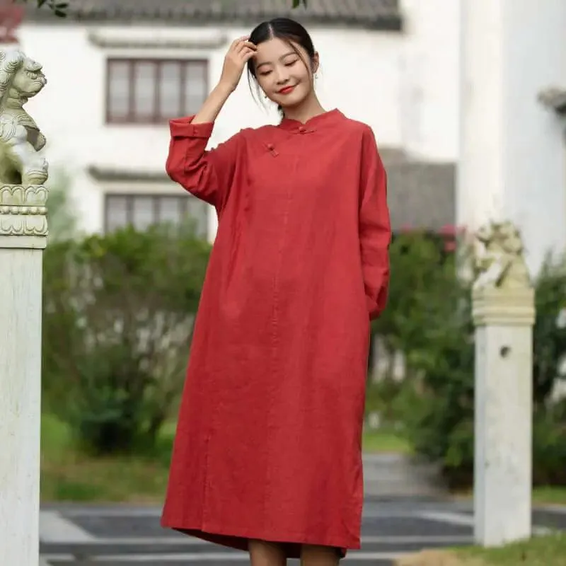 Elegant Long-Sleeved Linen Dress with Vintage Charm