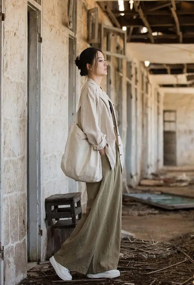 Elegant White Linen Blouse with Long Sleeves