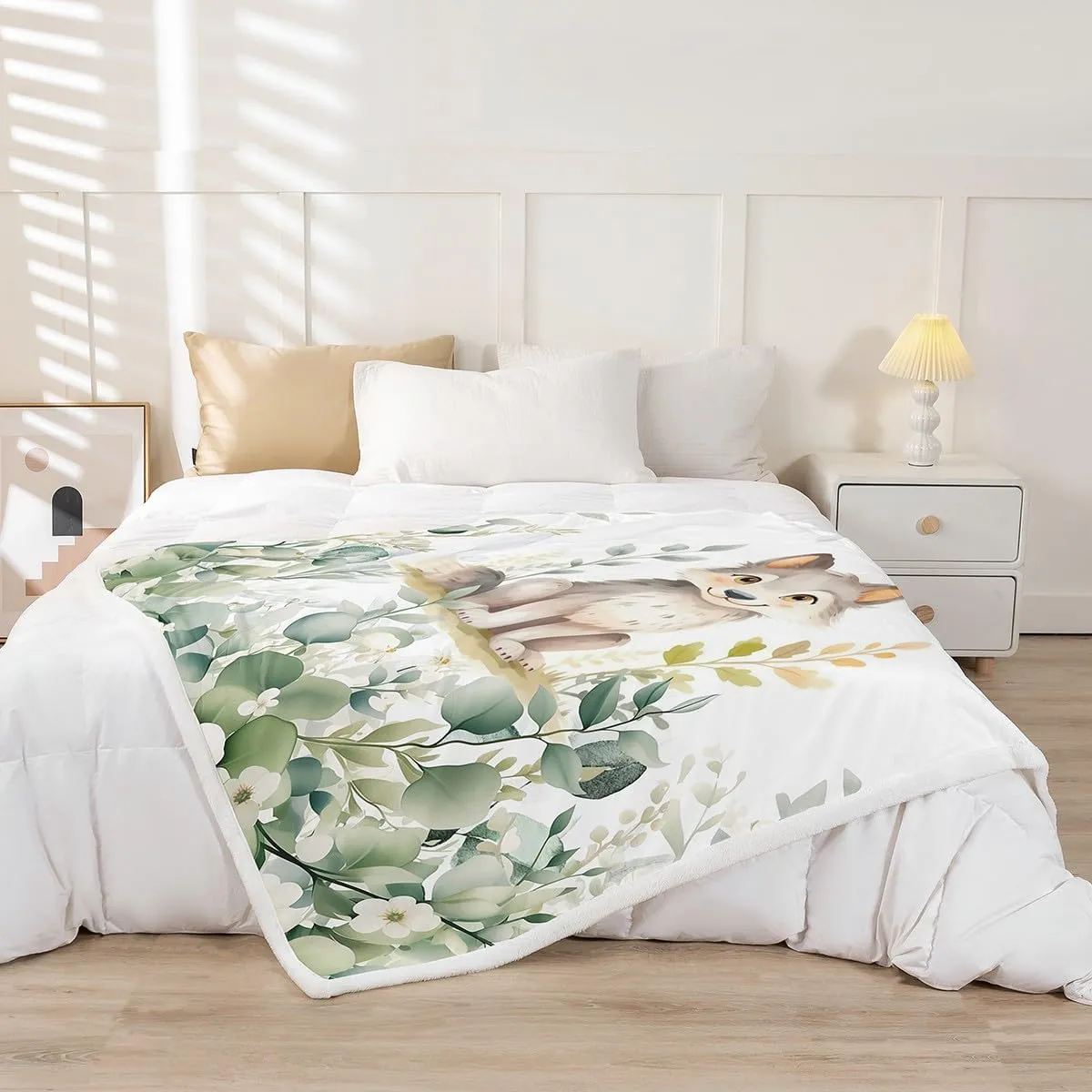 Erosebridal Kawaii Wolf Fleece Blanket for Boys Girls Cartoon Animal Sherpa Blanket, Eucalyptus Leaves Blanket Jungle Wildlife Throw Blanket for Sofa, Tropical Botanical Plants Flannel Blanket