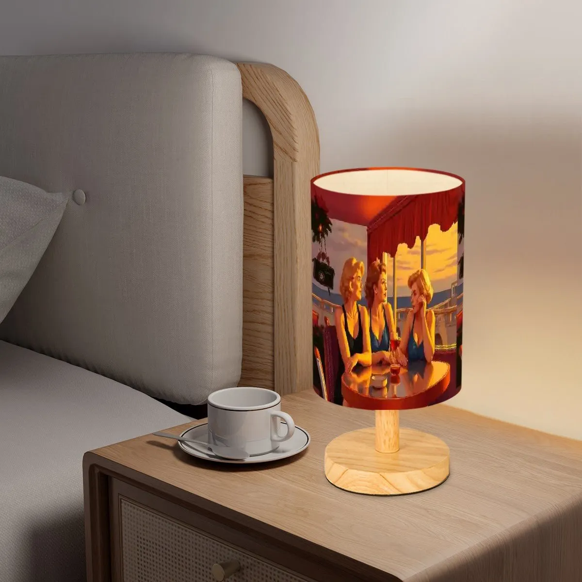 Glamorous Friends Cylindrical Table Lamp