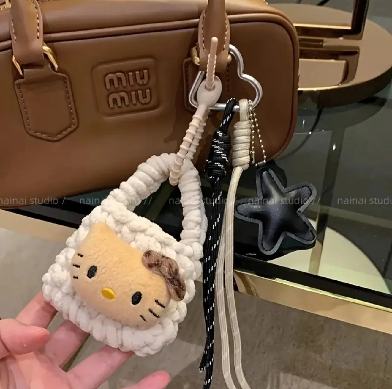 Hello Kitty Knit Kitty Mini Charm – Cozy Edition
