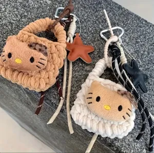 Hello Kitty Knit Kitty Mini Charm – Cozy Edition