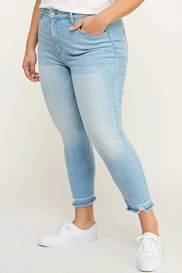 High Rise Crop Skinny Jeans PLUS