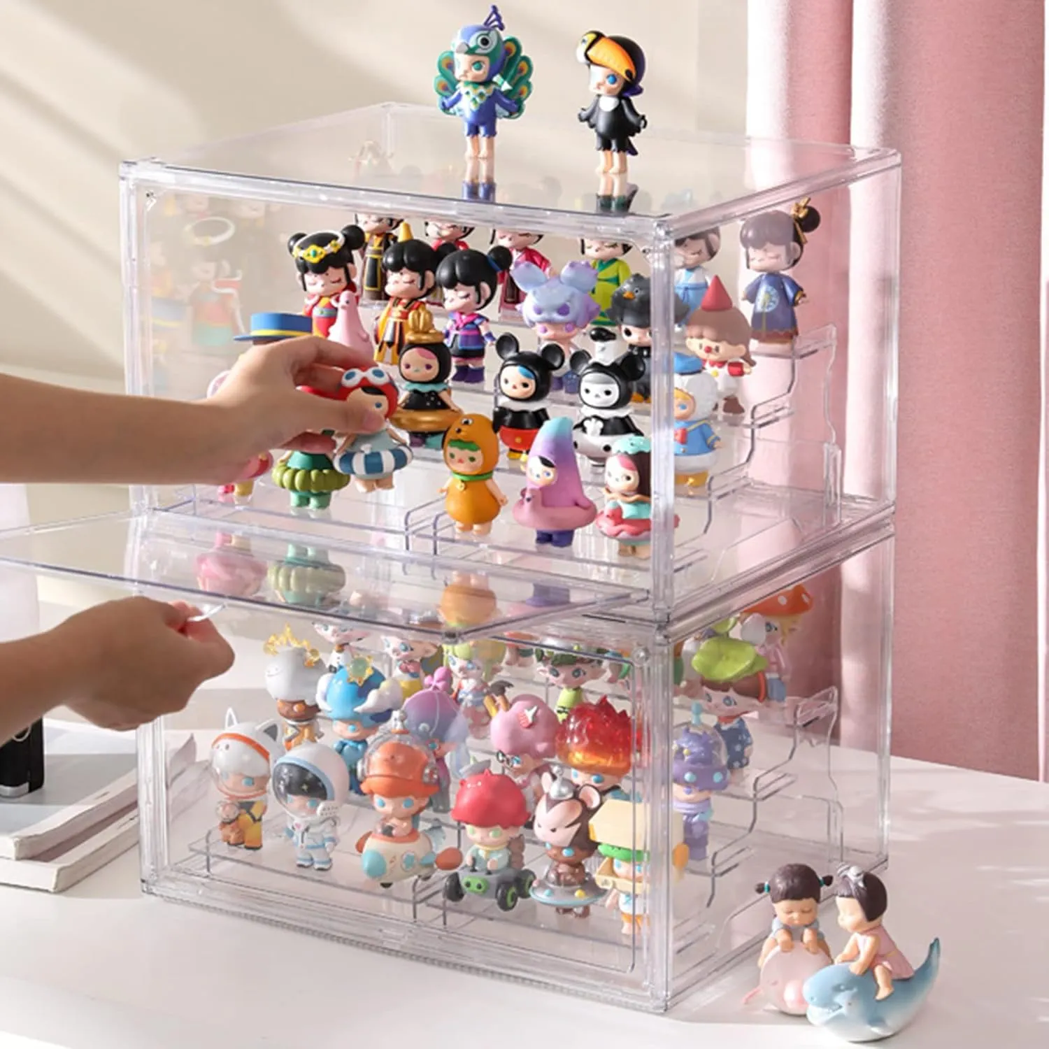 Kuzhi Anti-Dust and Display Acrylic Box,Building Blocks Base Compatible with Various Building Block Toys (14Wx11L, Transparent)