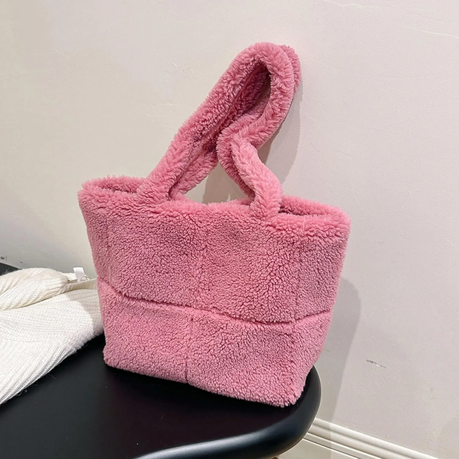 Lamb Wool Handbag for Women Soft Plush Shoulder Bag Fluffy Tote Bag Furry Top Handle Bag Cute Fuzzy Hobo Bag
