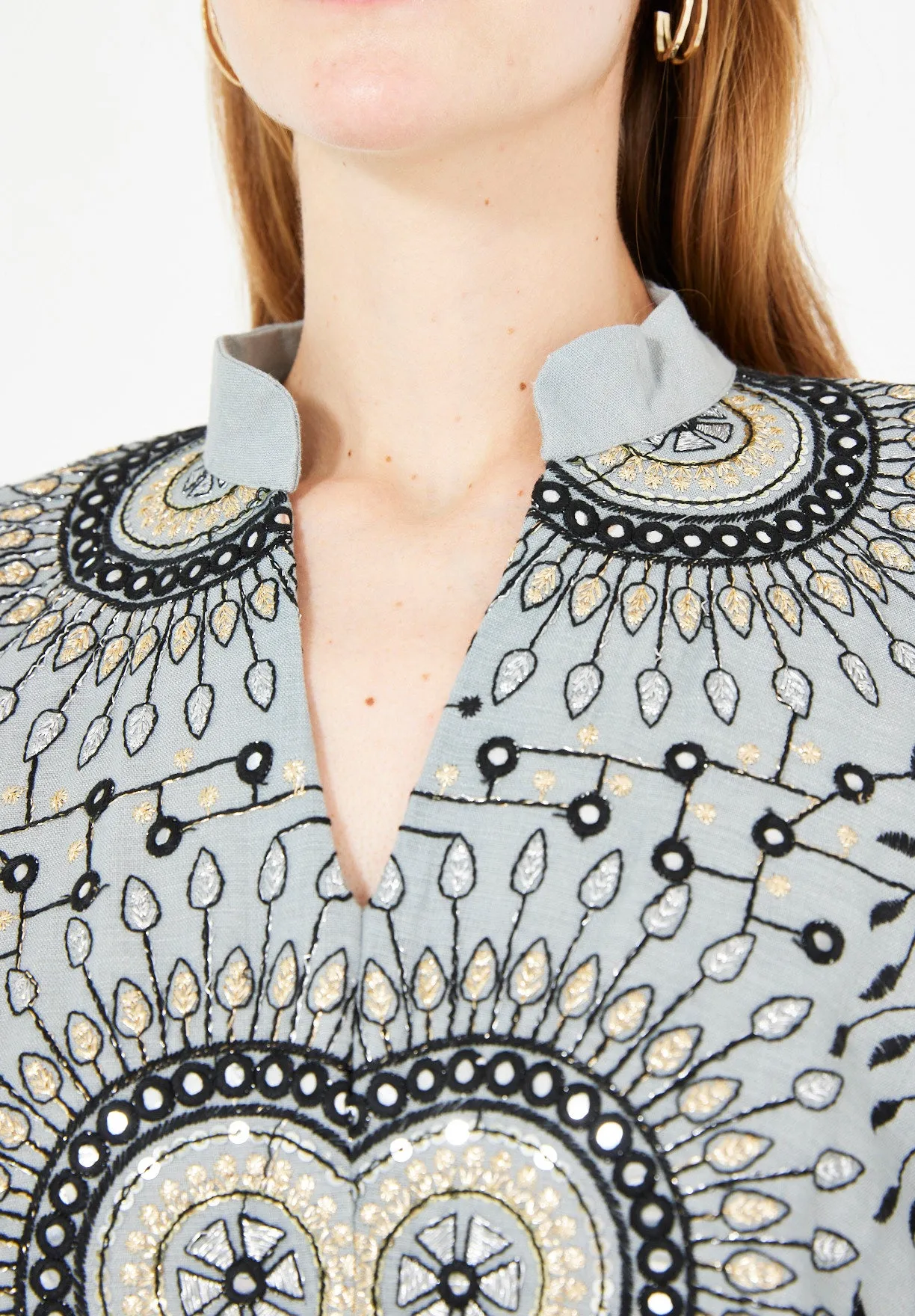 Mandarin Collar Embroidered Draped Jalabiya