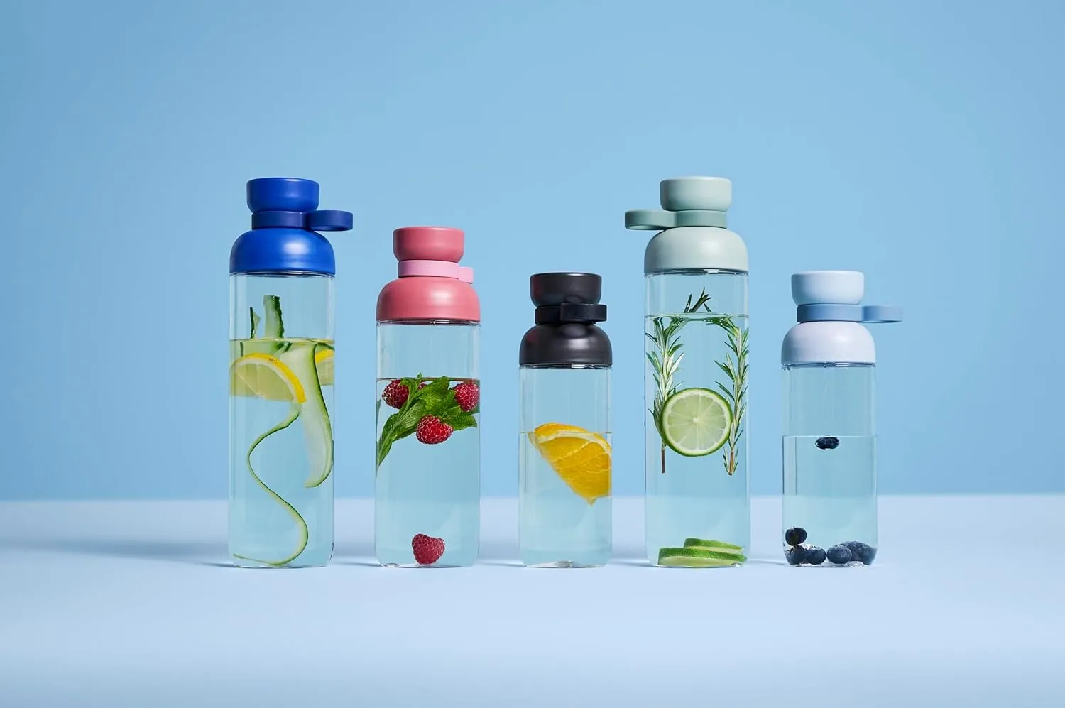 Mepal - Water bottle Vita - Two openings for extra drinking convenience - Refillable drinking bottle - Sports water bottle - 500 ml - Nordic sage