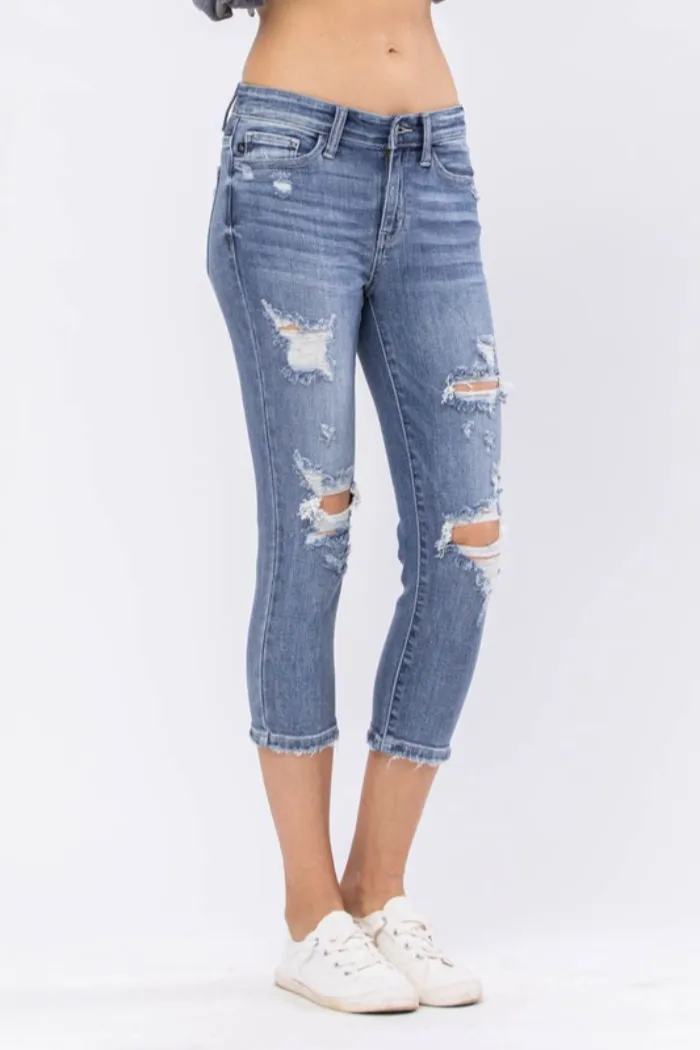 Mid Rise Destroyed Capris