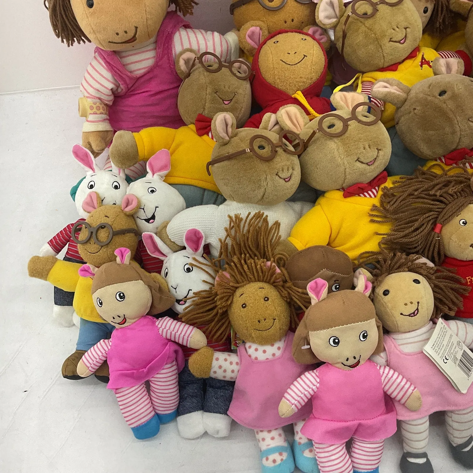 PBS Arthur Aardvark Cartoon Character Plush Toys Stuffed Animals LOT 12 lbs!