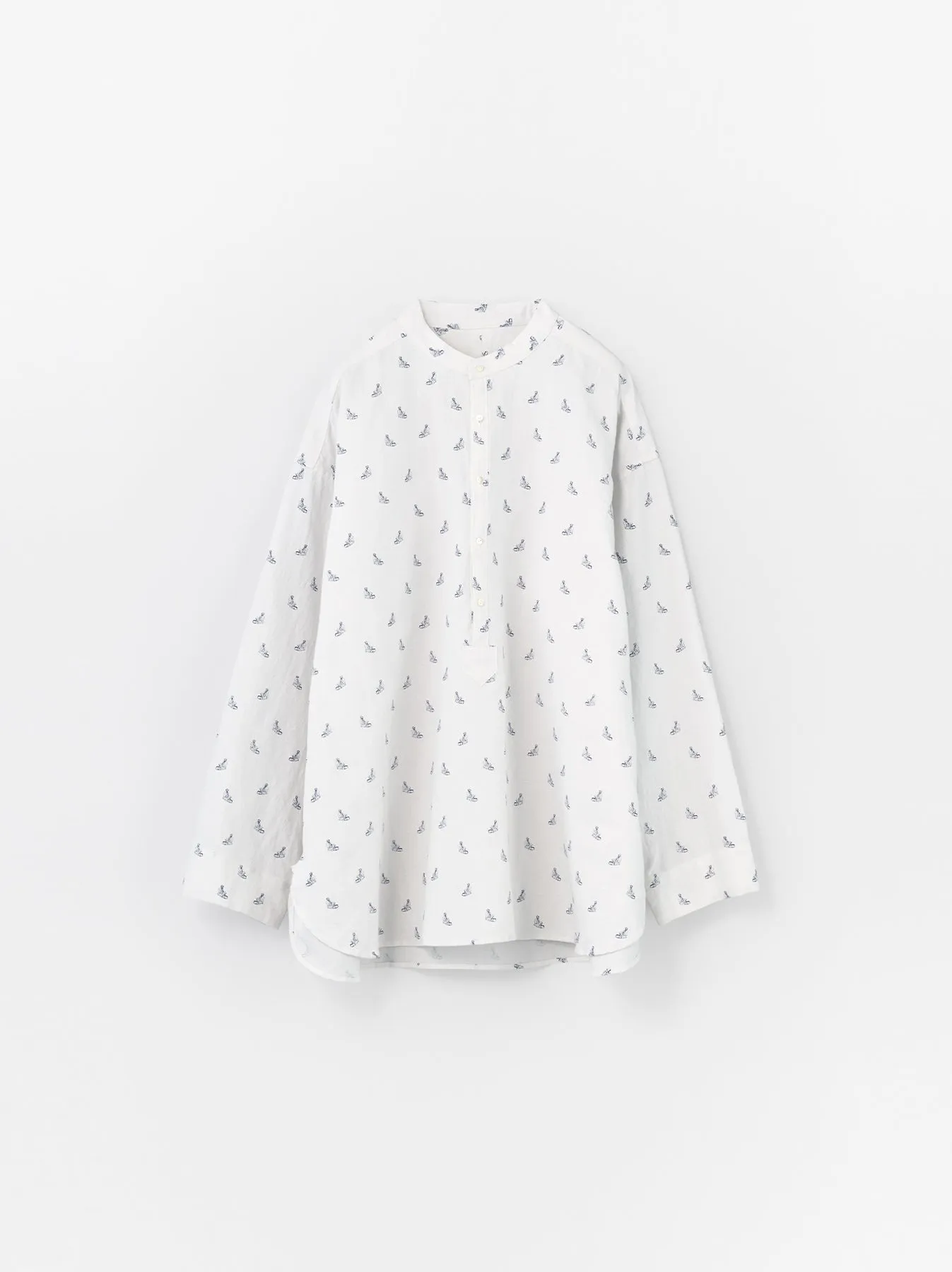 Short night shirt