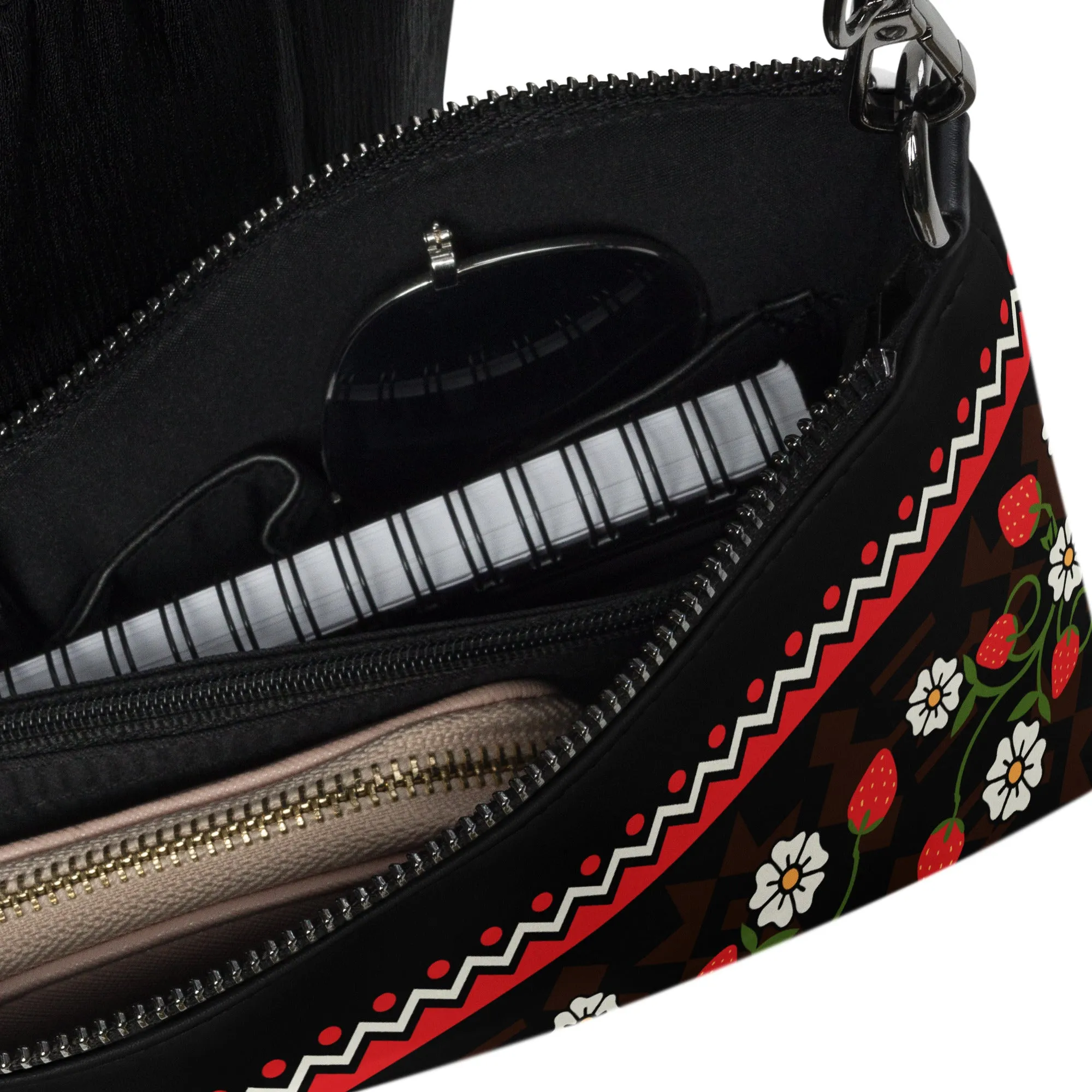 Strawberry Heart Berry Crossbody bag