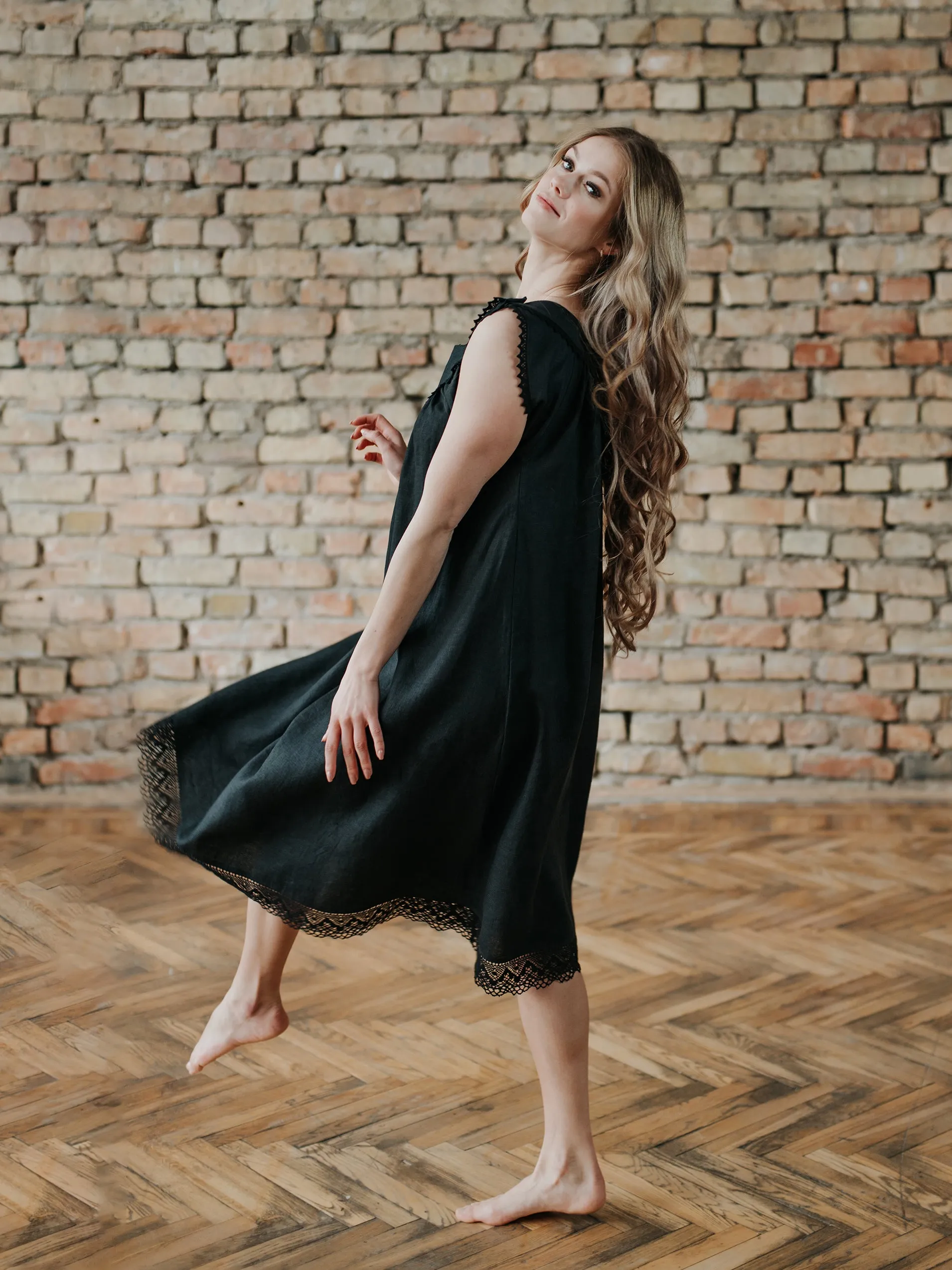 Vecpiebalga Treasure Gown in Black Linen