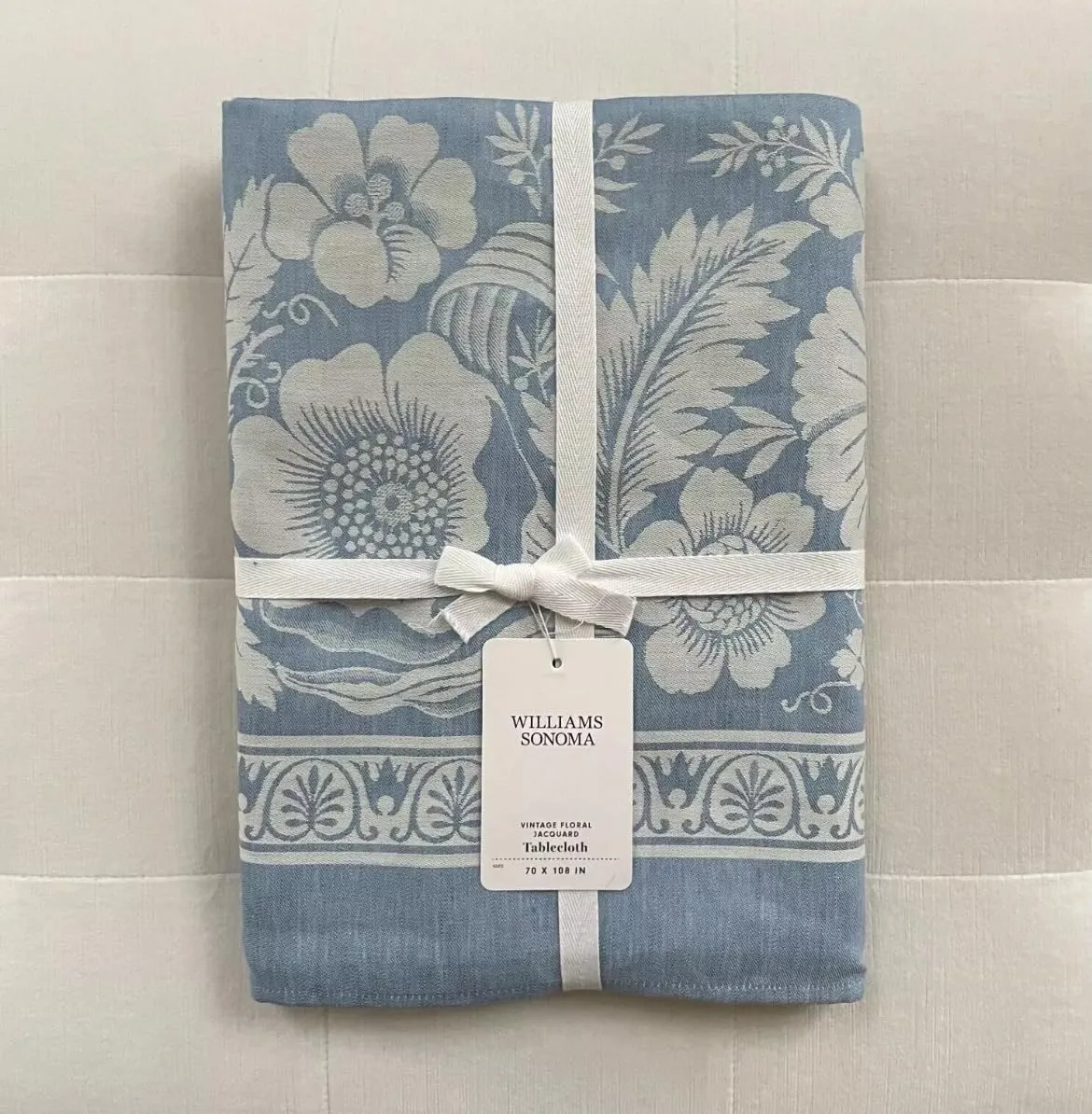Williams-Sonoma Vintage Floral Jacquard Tablecloth ~70" x 108"~*Blue*~